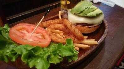 クアアイナ神田駿河台店