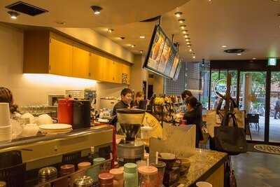 タリーズコーヒー 梅田スクエアビルディング店