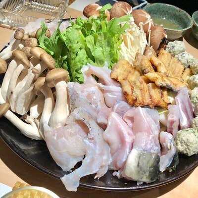 炭火焼 寝床 本店