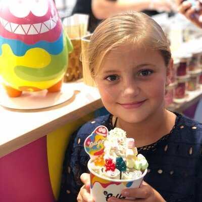 ローリーズロールアイスクリームキョウト 京都タワーサンド店