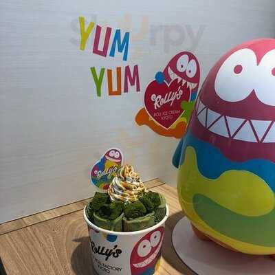 ローリーズロールアイスクリームキョウト 京都タワーサンド店