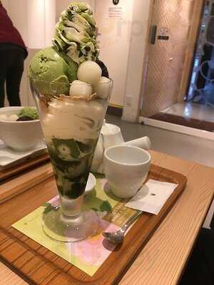 ナナズ グリーンティー 京都祇園店