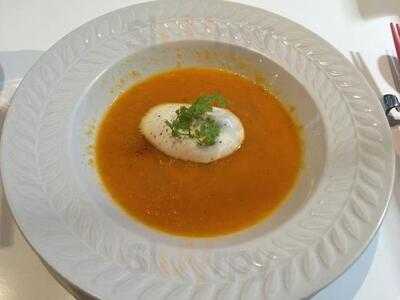 ハナダ・ロッソ