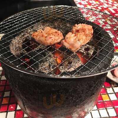 肉喰ホルモン すすむ