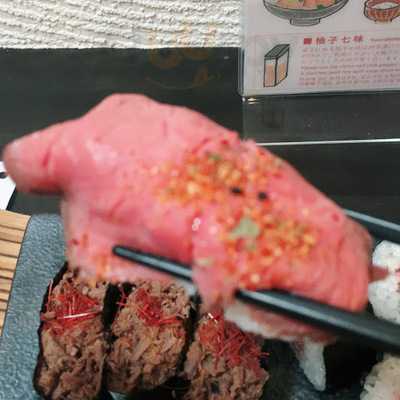 佰食屋 肉寿司専科