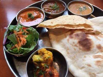 シターラ グローブ