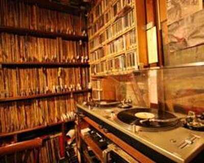 Byg ビーワイジー