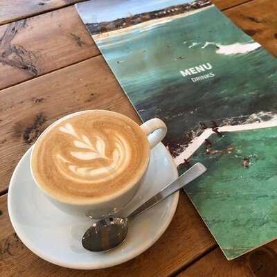 ボンダイカフェ 代々木ビーチパーク