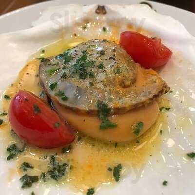 Brasserie & Wine Cafe  Buzz 梅田