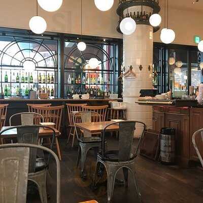 Brasserie & Wine Cafe  Buzz 梅田