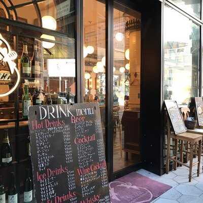 Brasserie & Wine Cafe  Buzz 梅田