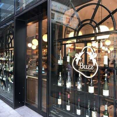 Brasserie & Wine Cafe  Buzz 梅田