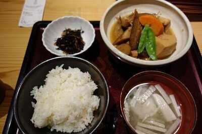 博多もつ鍋やまや 心斎橋筋店