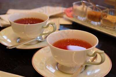 ガーデンラウンジ「坐忘」