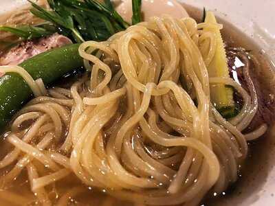 だしが命の塩らーめん　ぎょぎょぎょ