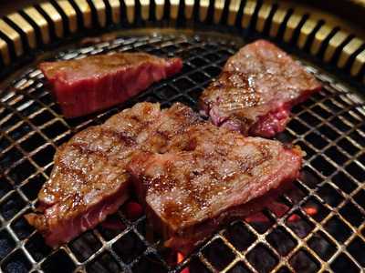 無煙炭火焼肉 松蘭