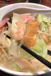 中央軒 なんばcity店