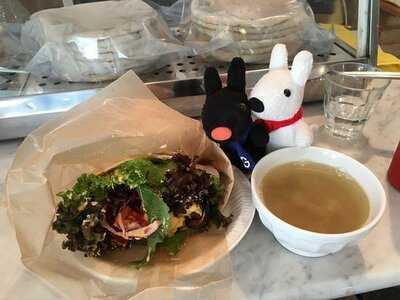 クンバ ドゥ ファラフェル