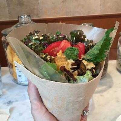 クンバ ドゥ ファラフェル