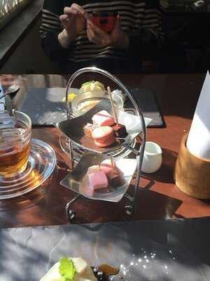 ビストロ モーベ ギャルソン