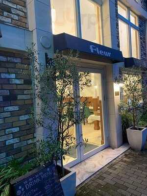 パティスリーフルール