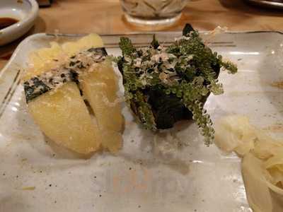 じねん お初天神店