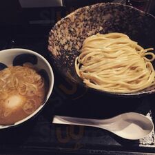 三ツ矢堂製麺 中目黒店