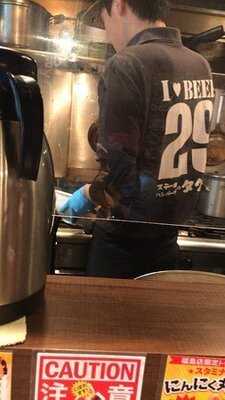 1ポンドのステーキハンバーグタケル 福島店