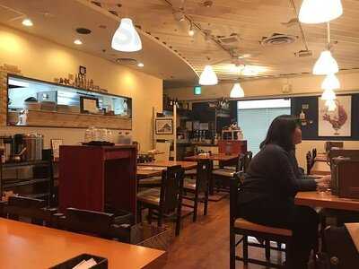 ワインとオマール海老の店 ＵＯＭＯ