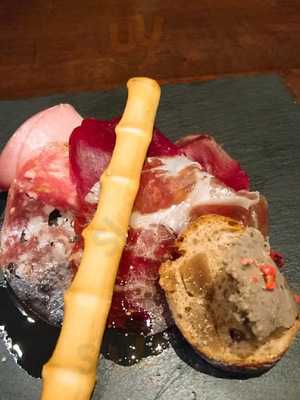 オステリア エ バール ヴィノレント