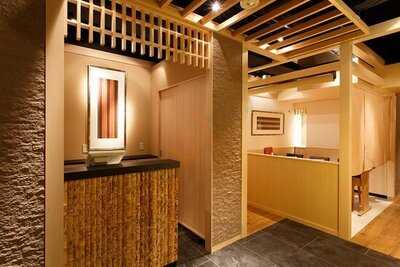 水たき料亭 博多華味鳥 名古屋栄店