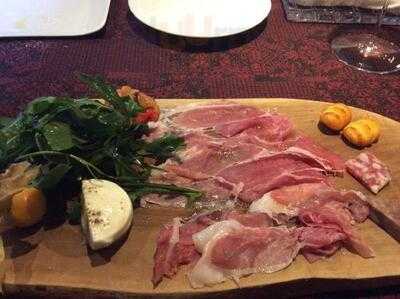 トムクリオーザ