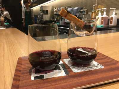 スターバックスコーヒー 丸の内新東京ビル店