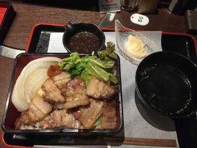 牛虎 堺筋本町店