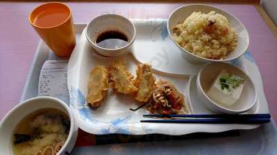 明治大学 リバティータワー 学食
