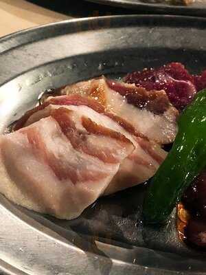 焼ジビエ 罠 炭打 神田店