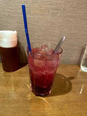 Mockba&7 （モスクワプリュスシェミ）