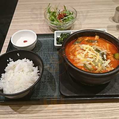 東京純豆腐 Hepナビオ店