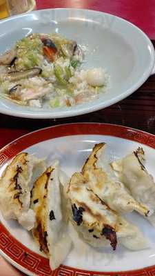 ことぶき屋 学校町店