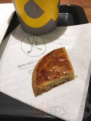 メゾンカイザー ジェイアール京都伊勢丹