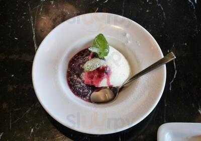 Barbara Market Place 1012 Nu Chayamachi