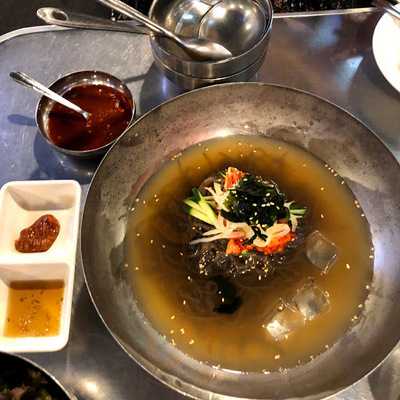 韓豚屋 有楽町店