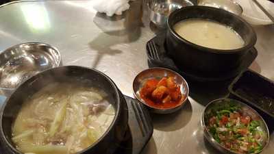 韓豚屋 有楽町店