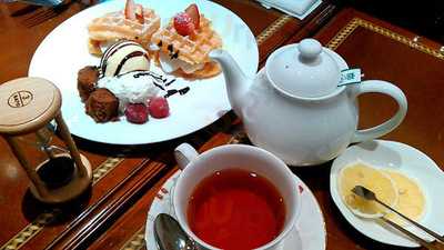 英國屋 心斎橋本店