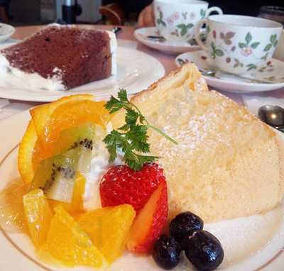 英國屋 心斎橋本店