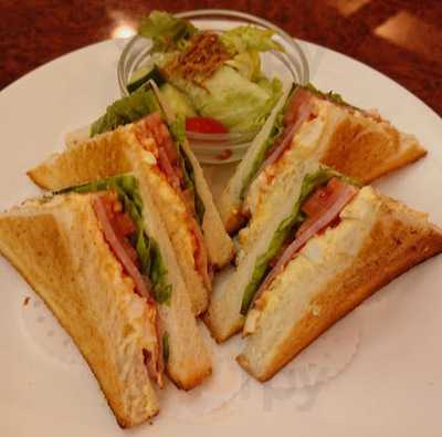 英國屋 心斎橋本店