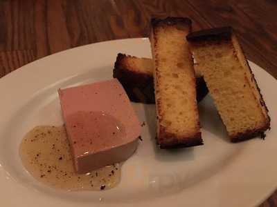 神田ワイン食堂 パパン