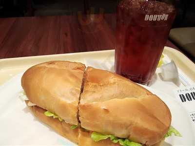 ドトールコーヒーショップ　本町店