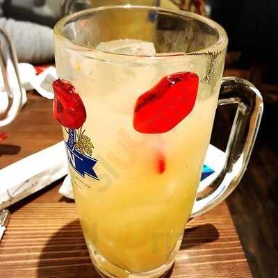 裏天満ちょうちん通り肉寿司