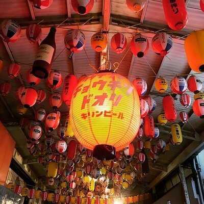 裏天満ちょうちん通り肉寿司